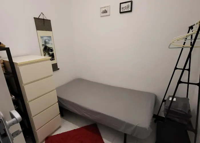 Апартаменты Student House Барселона